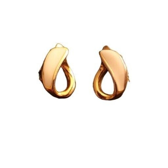 Vintage Trifari Cream Beige & Gold Clip On Enamel Earrings - Picture 1 of 4